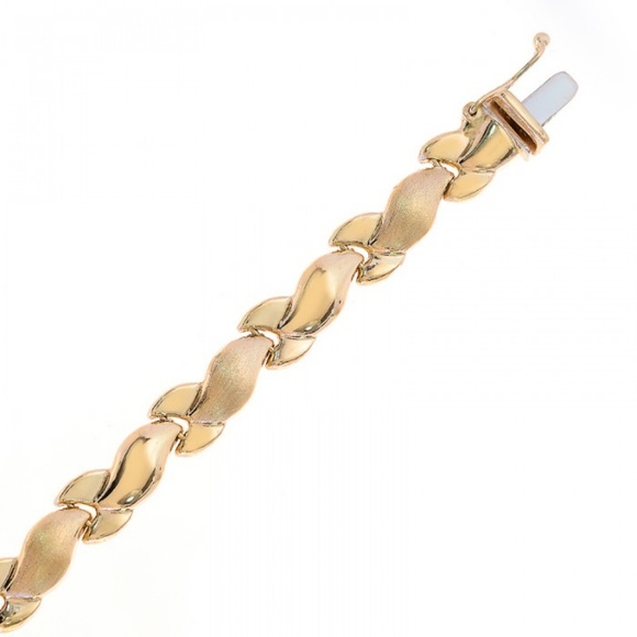 7.0mm 14K Yellow Gold Fancy Wave Link Bracelet - Picture 2 of 3
